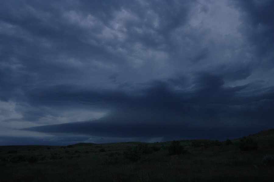 inflowband thunderstorm_inflow_band : SW of Miles City, Montana, USA   8 June 2006