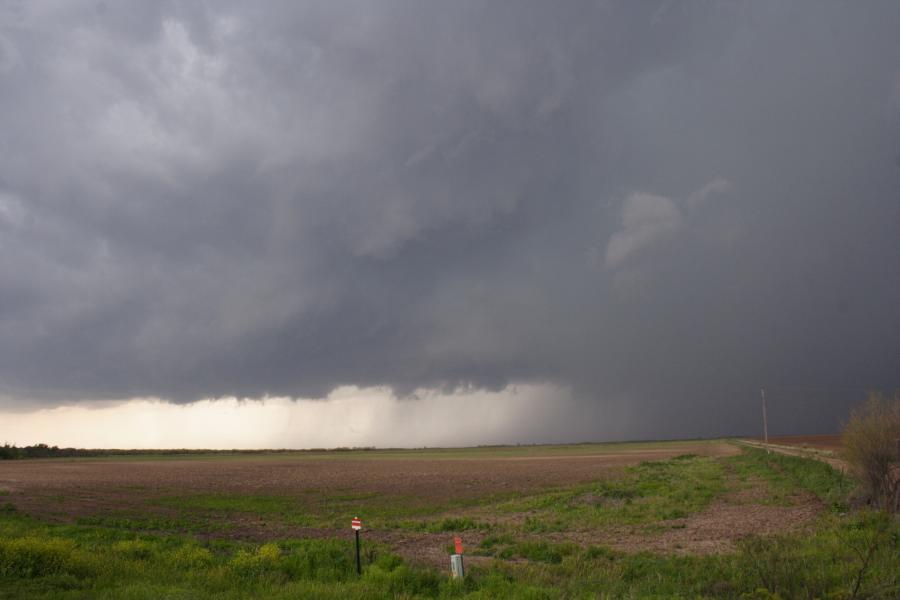 cumulonimbus supercell_thunderstorm : SW of Seymour, Texas, USA   13 April 2007