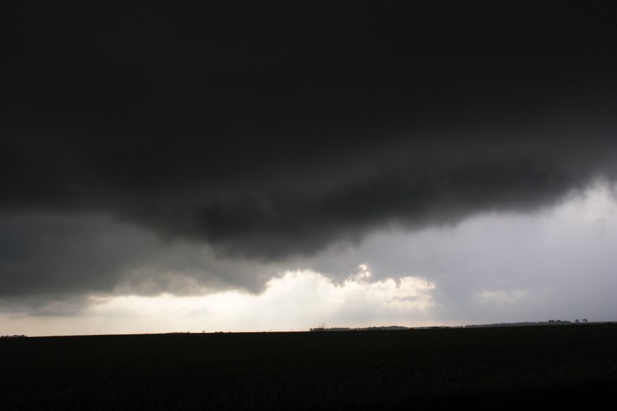 cumulonimbus supercell_thunderstorm : Hillsboro, Texas, USA   3 May 2007