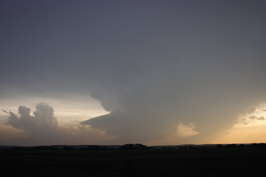 cumulonimbus thunderstorm_base : E of Woodward, Oklahoma, USA   4 May 2007