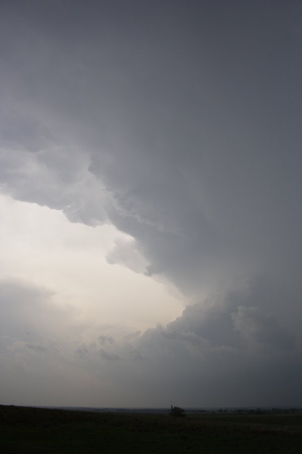 updraft thunderstorm_updrafts : SE of Meade, Kansas, USA   5 May 2007