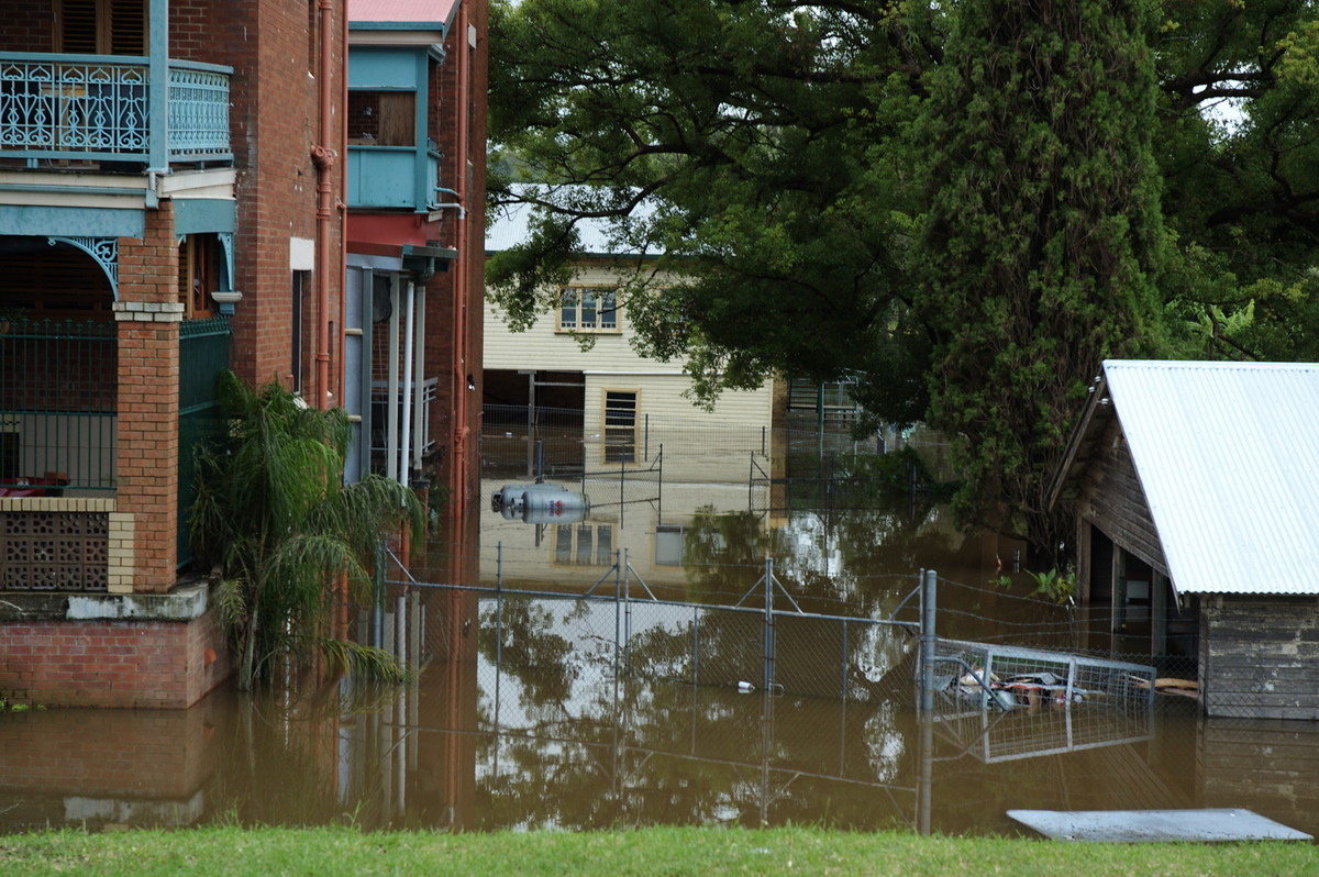 flashflooding flood_pictures : Lismore, NSW   5 January 2008