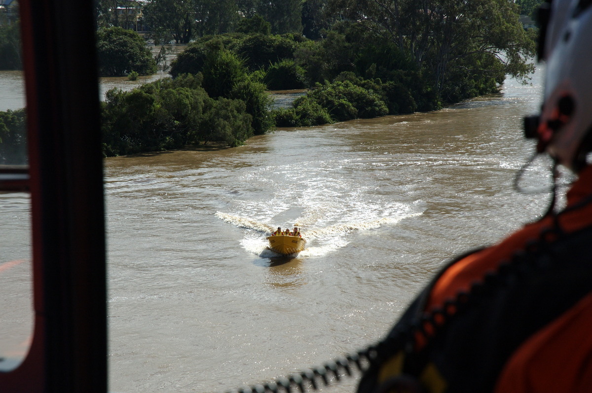 flashflooding flood_pictures : Coraki area, NSW   7 January 2008