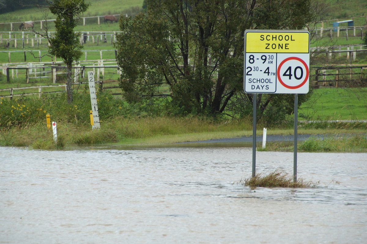 flashflooding flood_pictures : Eltham, NSW   21 May 2009
