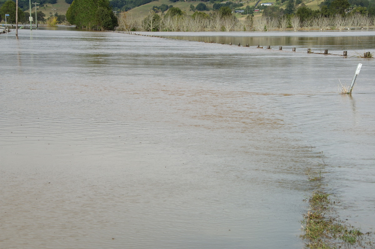flashflooding flood_pictures : McLeans Ridges, NSW   22 May 2009